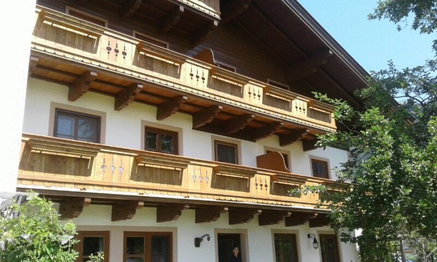 Holzbau Zimmerei Balkon Pinzgau 6